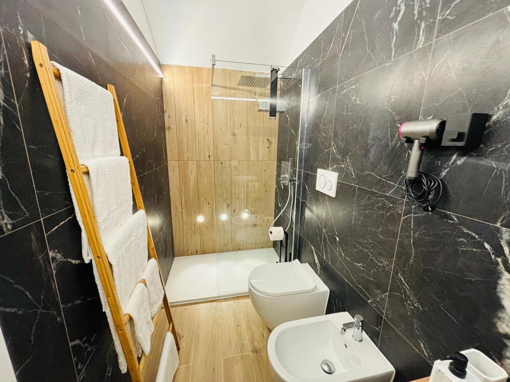 La Petite Suite Санремо Екстер'єр фото